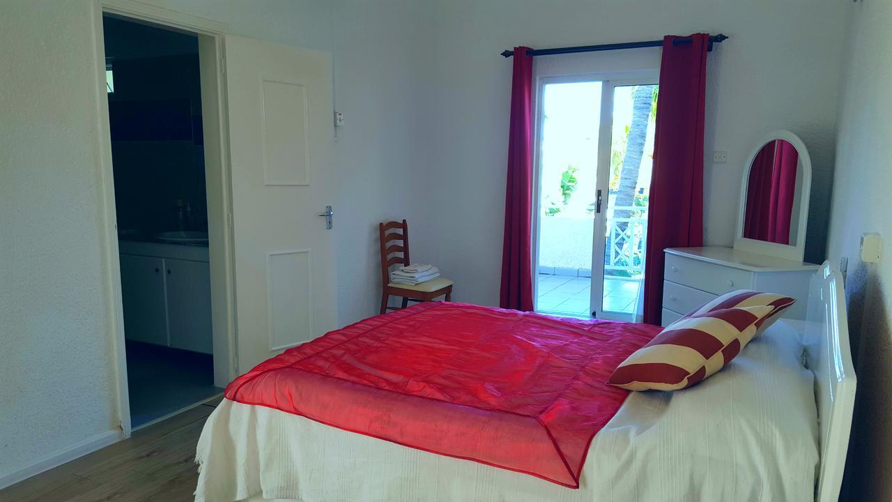 Villa In Le Tamier, 4 Bedrooms, 300M Flic En Flac Beach 外观 照片
